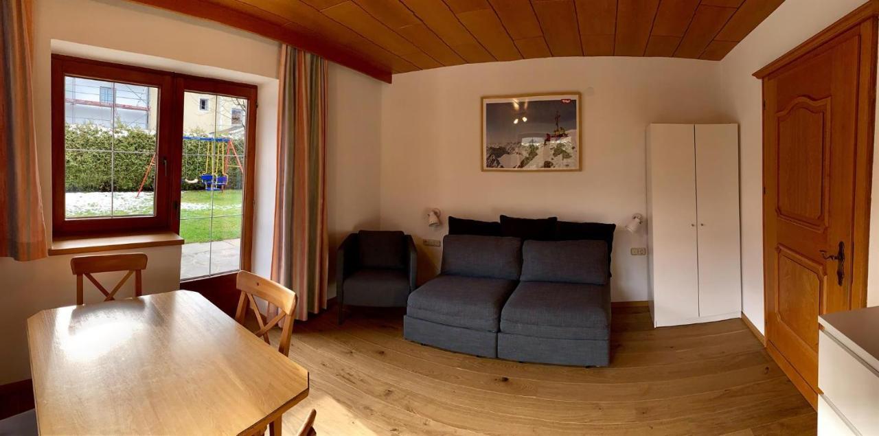 Neuhaus Holiday home *